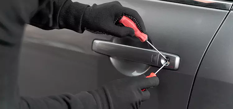 Locked Out of Car Help Okotoks